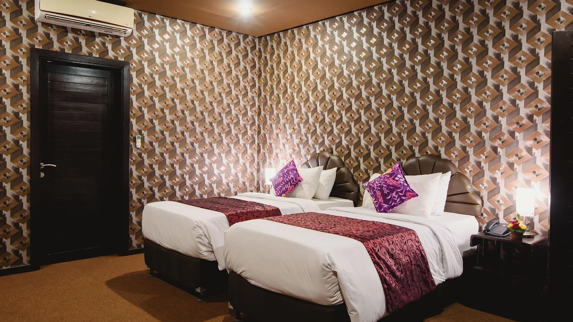 Hotel L'Amore Bali 塞米亚克
