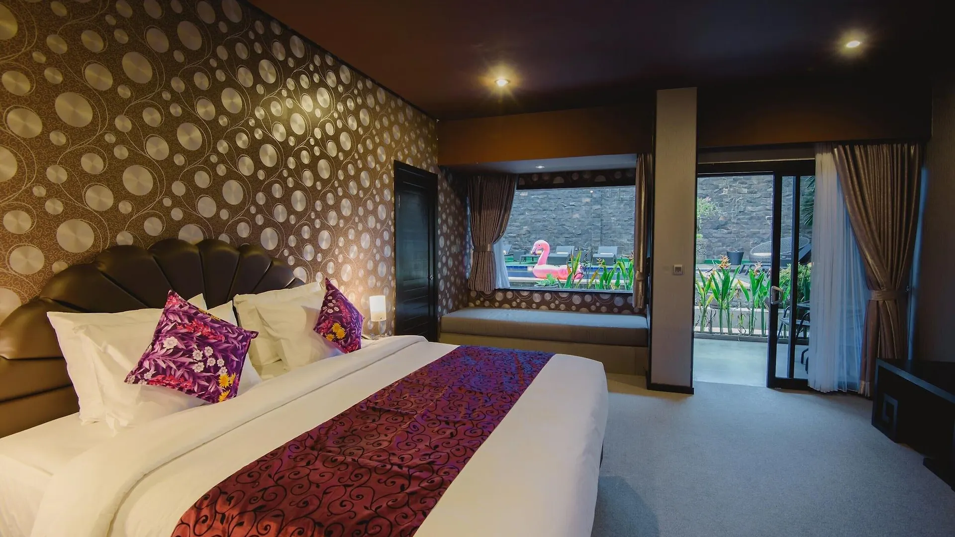 Hotel L'Amore Bali 塞米亚克