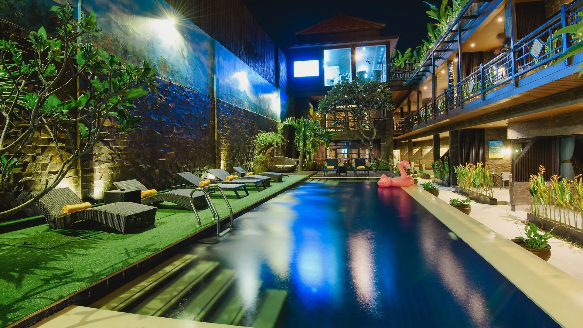 Hotel L'Amore Bali 塞米亚克